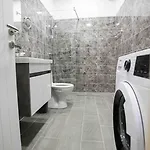 4br Penthouse & Bbq Terrace At Blloku - Apartament *