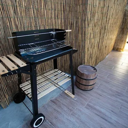アパート 4br Penthouse & Bbq Terrace At Blloku - *