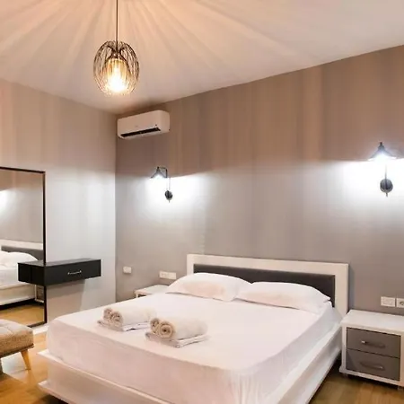4br Penthouse & Bbq Terrace At Blloku - アパート *