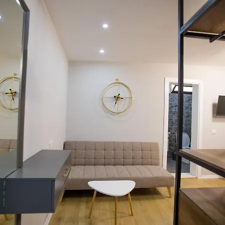 4br Penthouse & Bbq Terrace At Blloku - アパート *