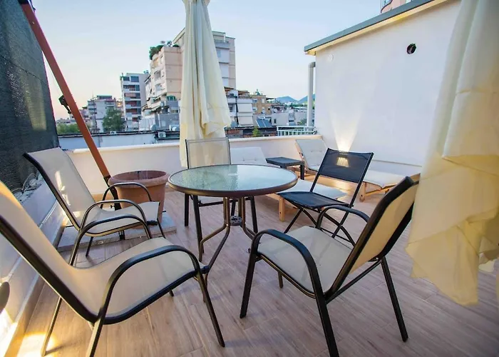 4br Penthouse & Bbq Terrace At Blloku - Tirana