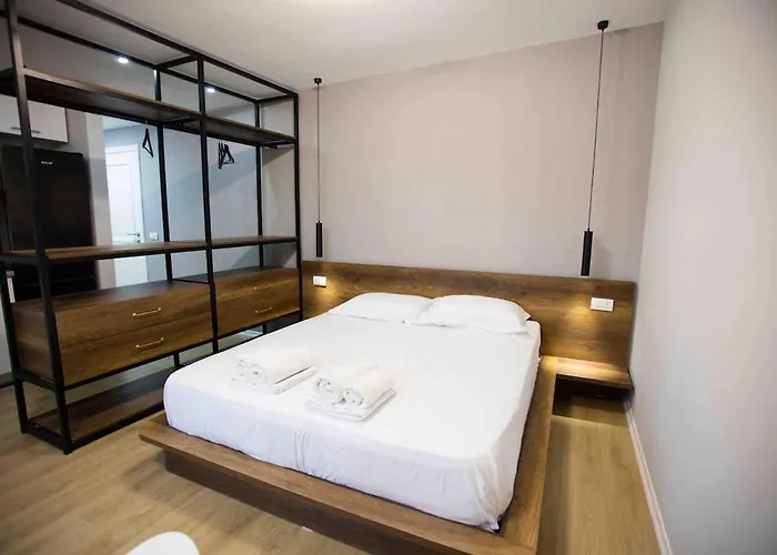 Lejlighed 4br Penthouse & Bbq Terrace At Blloku -